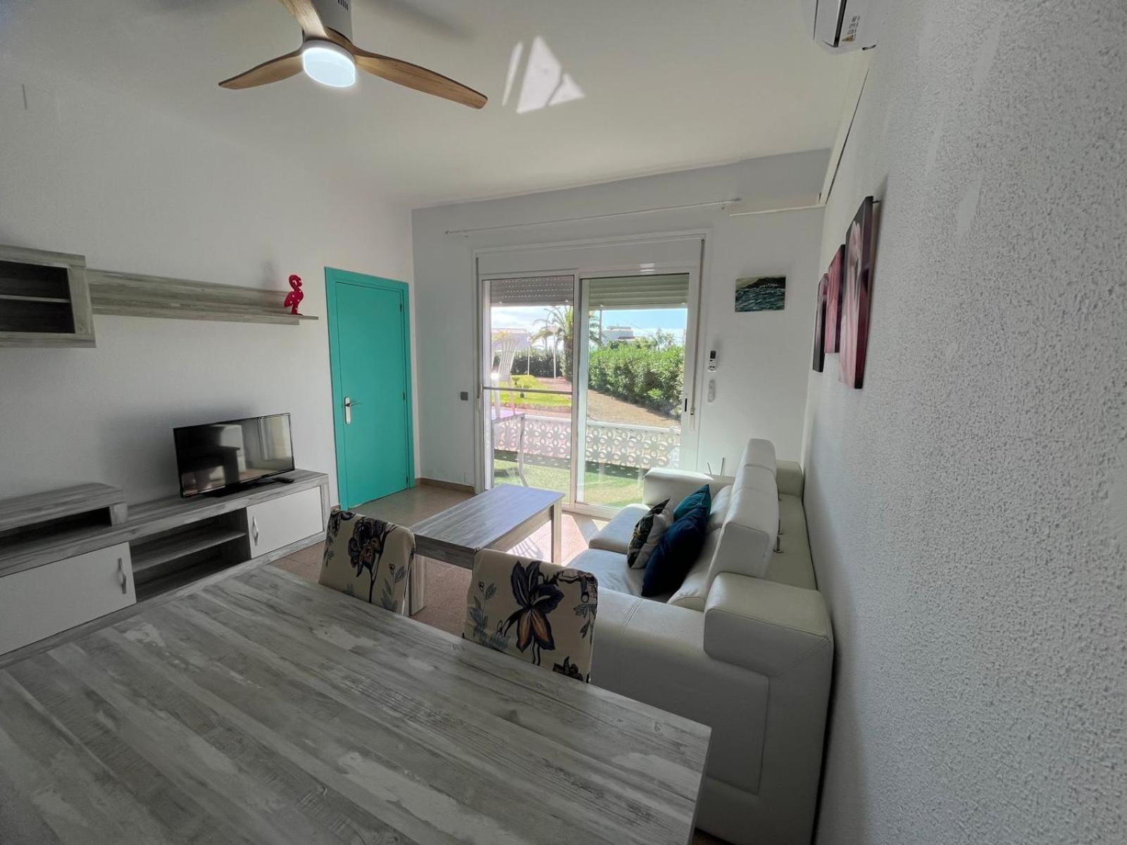 Pis La Rapita Apartment Alcanar Exterior photo